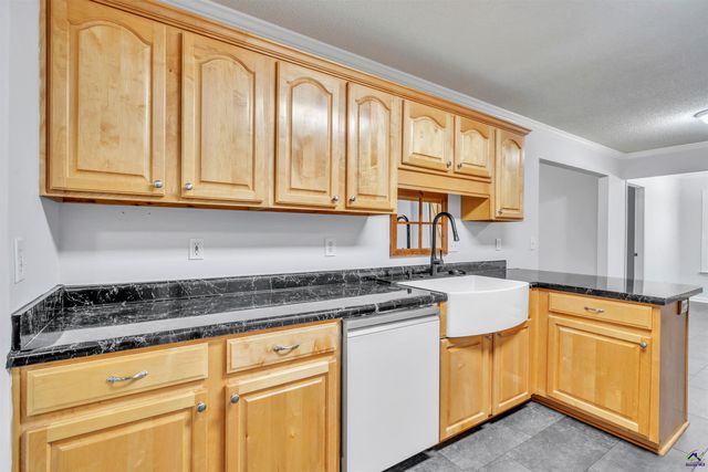 106 Mulligan Court, Bonaire, GA 31088