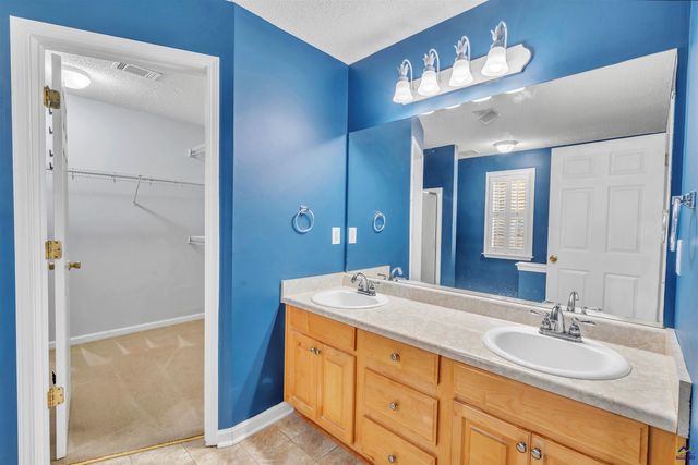 106 Mulligan Court, Bonaire, GA 31088