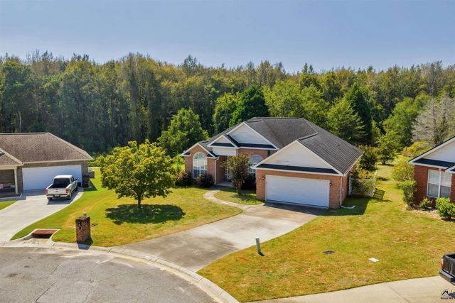 106 Mulligan Court, Bonaire, GA 31088