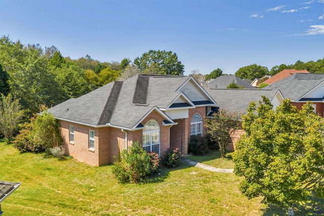 106 Mulligan Court, Bonaire, GA 31088