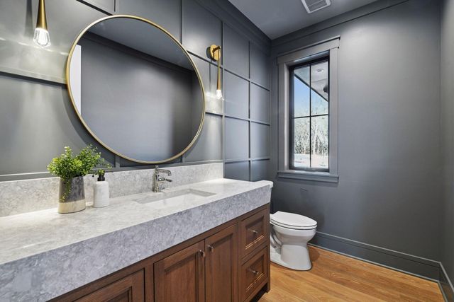 12803 Woodhaven Place, Minnetonka, MN 55305