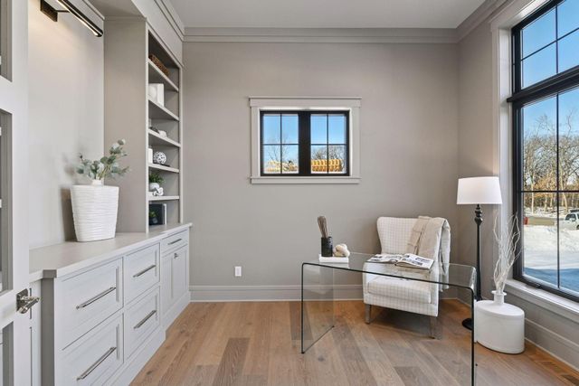 12803 Woodhaven Place, Minnetonka, MN 55305