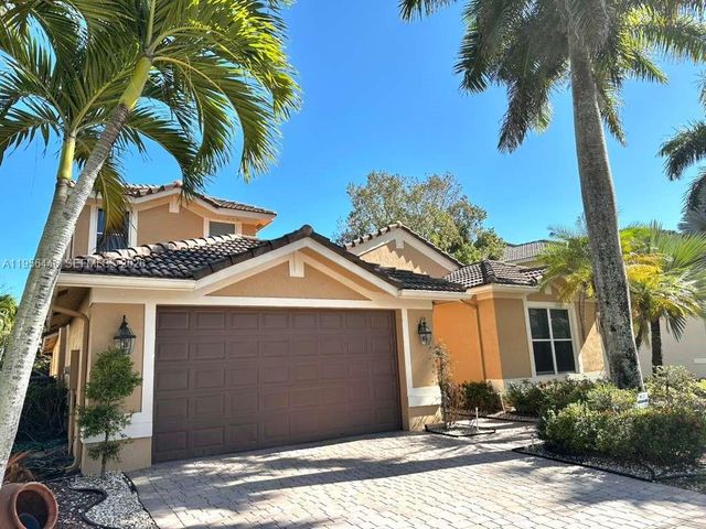 1831 Mariners Ln, Weston, FL 33327