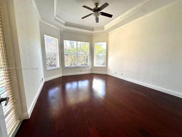 1831 Mariners Ln, Weston, FL 33327