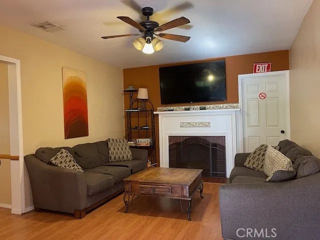 11143 Emelita, North Hollywood, CA 91601