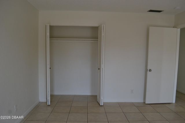 309 Oakridge Blvd Apt 6, Daytona Beach, FL 32118