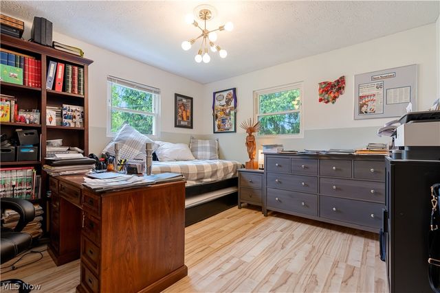 2994 Forestview Street NE, Canton, OH 44721