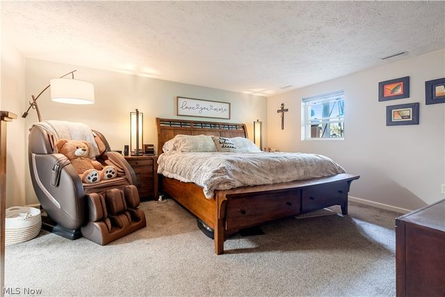 2994 Forestview Street NE, Canton, OH 44721