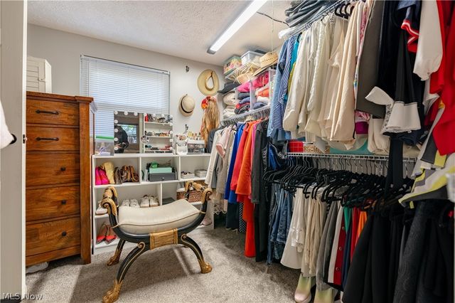2994 Forestview Street NE, Canton, OH 44721