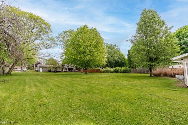 2994 Forestview Street NE, Canton, OH 44721