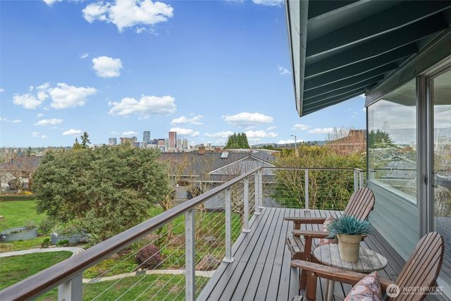 12128 SE 19th Street, Bellevue, WA 98005