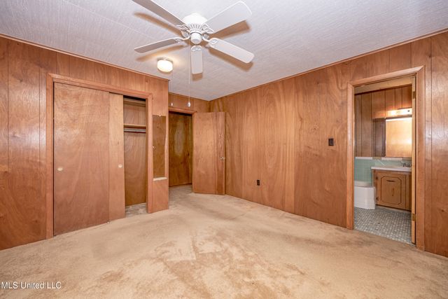 510 Ward Avenue, Ocean Springs, MS 39564