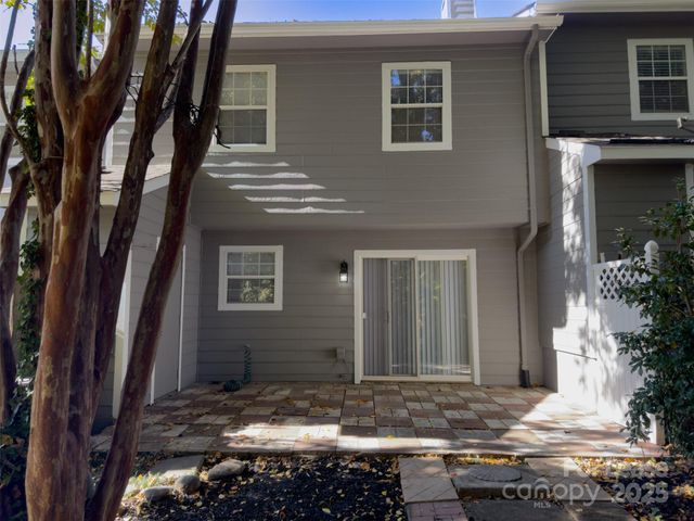 6022 Heath Valley Road, Charlotte, NC 28210