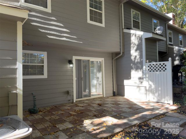 6022 Heath Valley Road, Charlotte, NC 28210