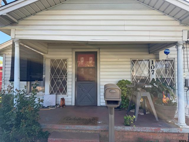 107 Earl Street, Jacksonville, TX 75766