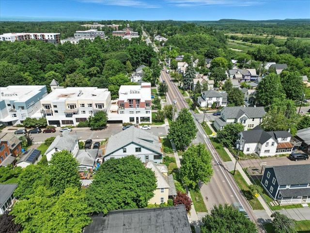 227 North Avenue, Burlington, VT 05401