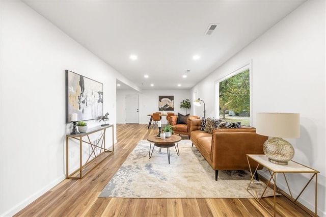 8817 E 57th Terrace, Raytown, MO 64133