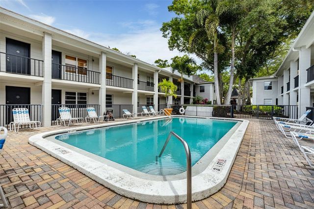 5221 BAYSHORE BOULEVARD 31, Tampa, FL 33611