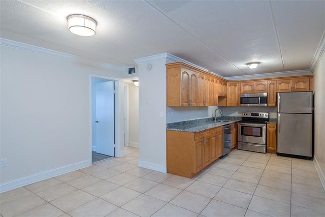 5221 BAYSHORE BOULEVARD 31, Tampa, FL 33611