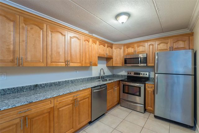 5221 BAYSHORE BOULEVARD 31, Tampa, FL 33611