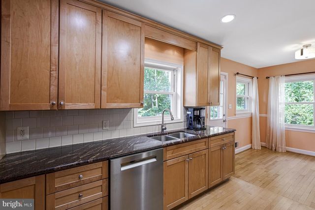 6513 OLD DOMINION DR, Mclean, VA 22101