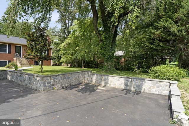 6513 OLD DOMINION DR, Mclean, VA 22101