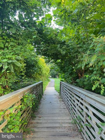 6513 OLD DOMINION DR, Mclean, VA 22101