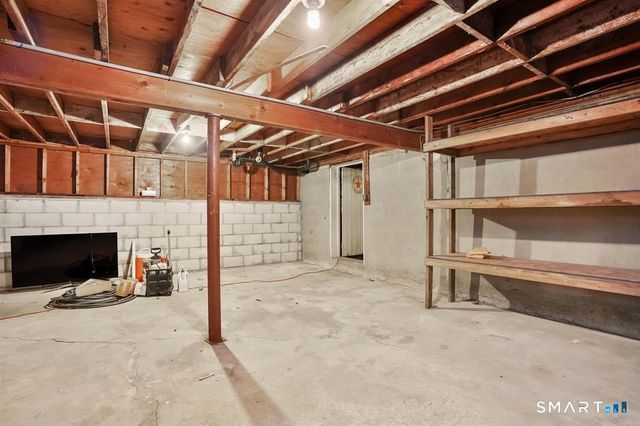 732 Tunxis Hill Road, Fairfield, CT 06824