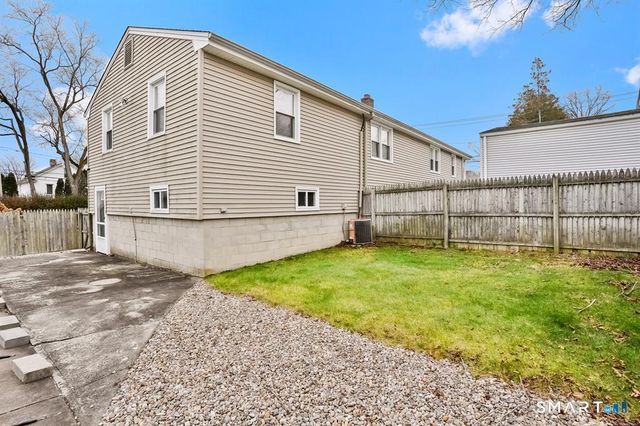 732 Tunxis Hill Road, Fairfield, CT 06824