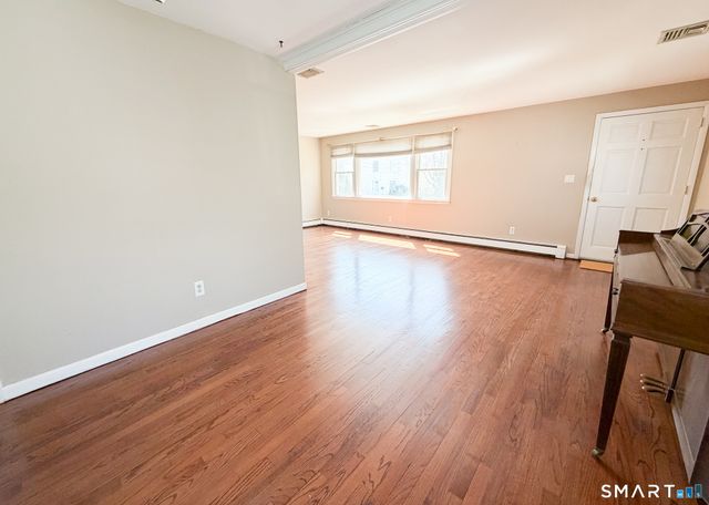 732 Tunxis Hill Road, Fairfield, CT 06824