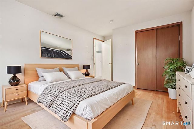 732 Tunxis Hill Road, Fairfield, CT 06824