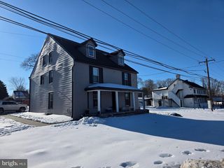 2210 NEW FALLS RD #A, Levittown, PA 19056