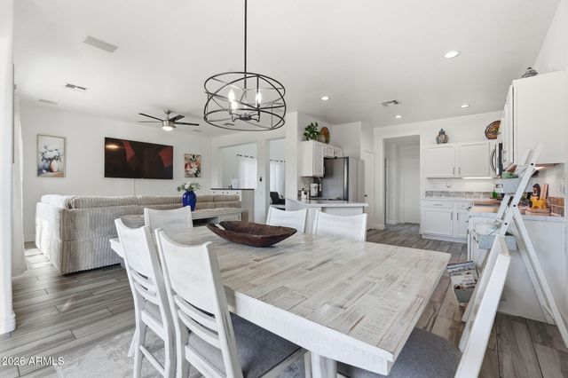 10809 E BOSTON Street, Apache Junction, AZ 85120
