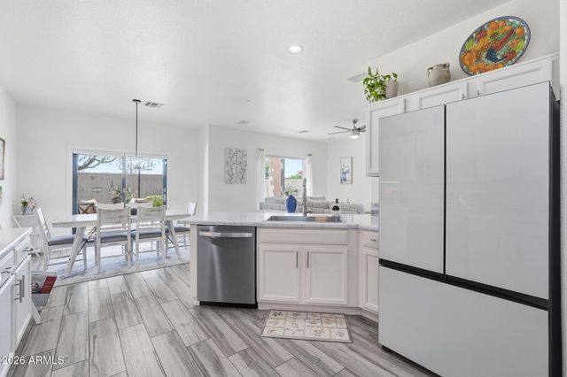 10809 E BOSTON Street, Apache Junction, AZ 85120