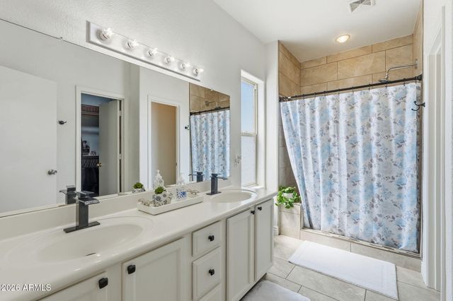 10809 E BOSTON Street, Apache Junction, AZ 85120