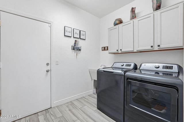 10809 E BOSTON Street, Apache Junction, AZ 85120