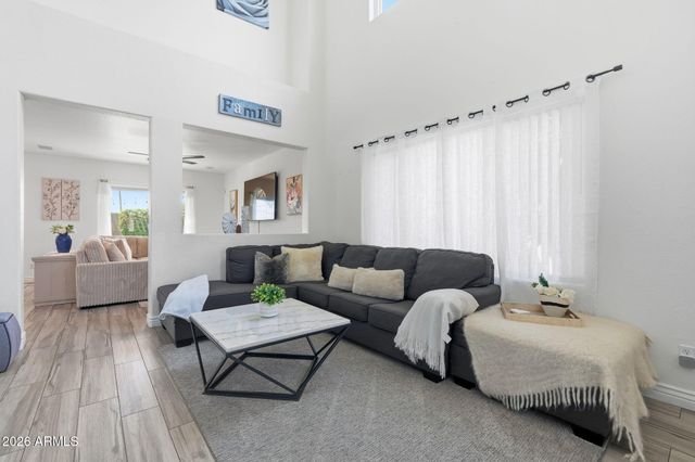10809 E BOSTON Street, Apache Junction, AZ 85120