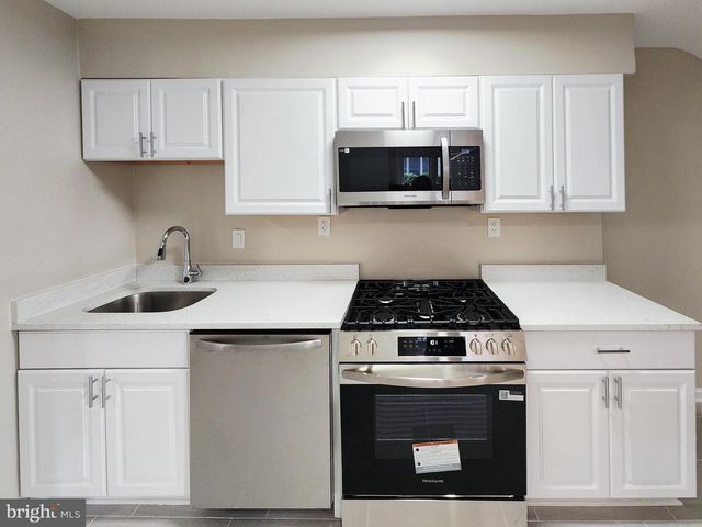 606 BRANDYWINE ST SE, Washington, DC 20032