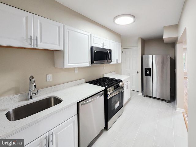 606 BRANDYWINE ST SE, Washington, DC 20032