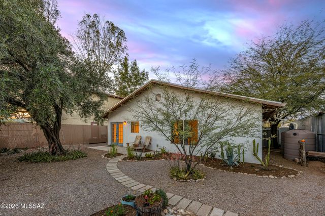 2620 E Copper Street, Tucson, AZ 85716