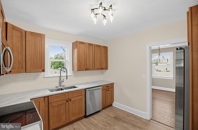 2401 LAFAYETTE BLVD, Fredericksburg, VA 22401
