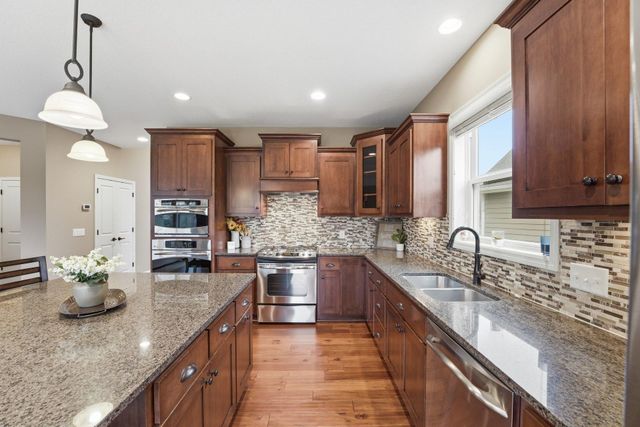 13311 Coachford Avenue, Rosemount, MN 55068