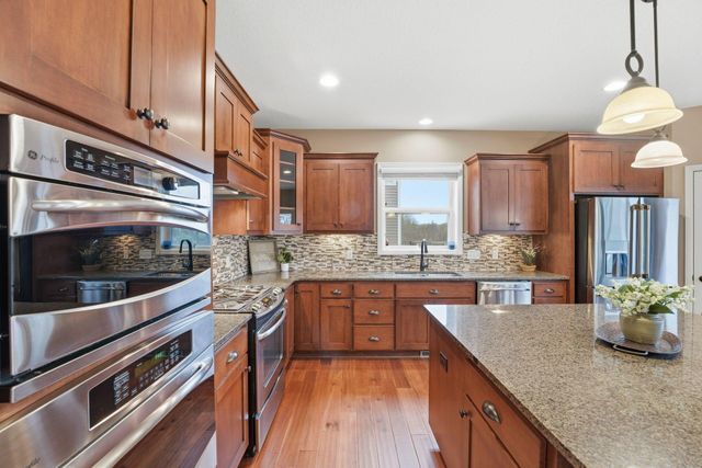 13311 Coachford Avenue, Rosemount, MN 55068