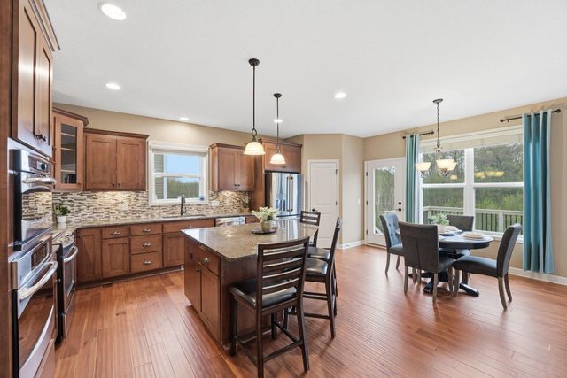 13311 Coachford Avenue, Rosemount, MN 55068