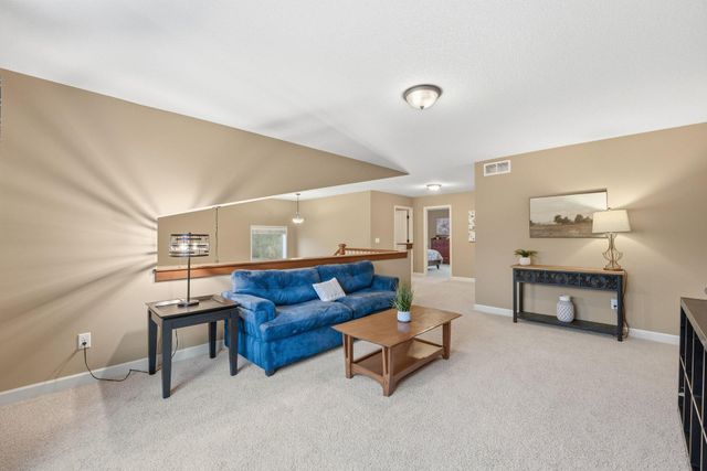 13311 Coachford Avenue, Rosemount, MN 55068