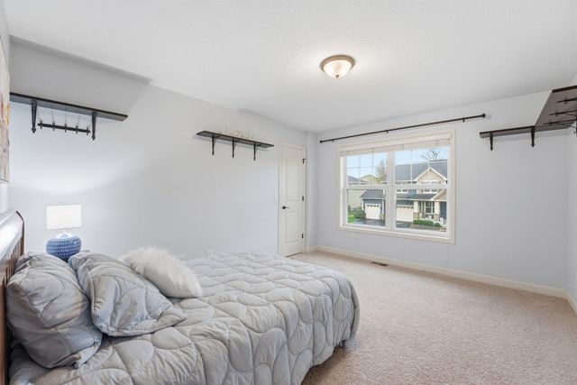 13311 Coachford Avenue, Rosemount, MN 55068