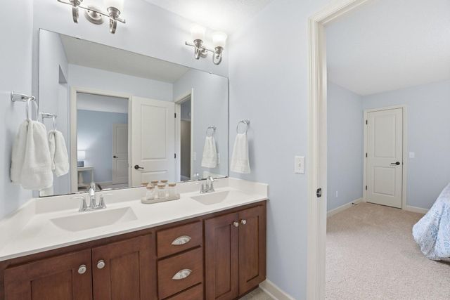 13311 Coachford Avenue, Rosemount, MN 55068