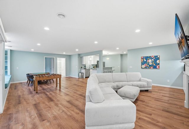 13311 Coachford Avenue, Rosemount, MN 55068