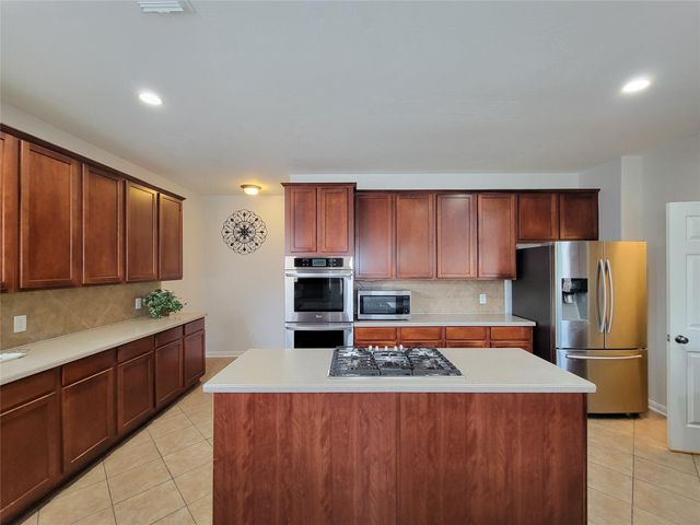 17715 Laguna Trail Drive, Houston, TX 77095