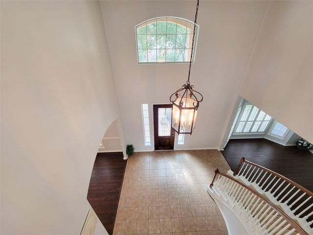 17715 Laguna Trail Drive, Houston, TX 77095